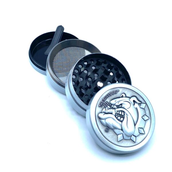 The bulldog grinder in metallo